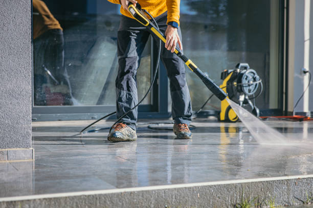 Best Deck Cleaning Services  in Pinewood, FL