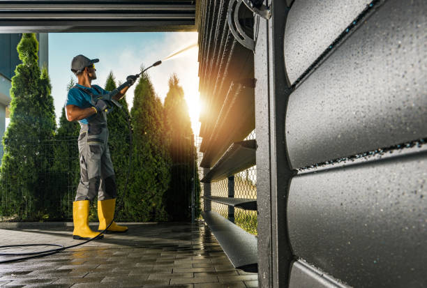 Best Commercial Pressure Washing  in Pinewood, FL